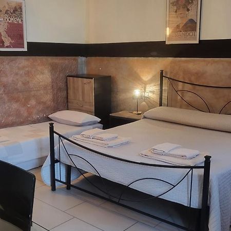 Saint Martin'S House Apartment Vigevano Exterior photo